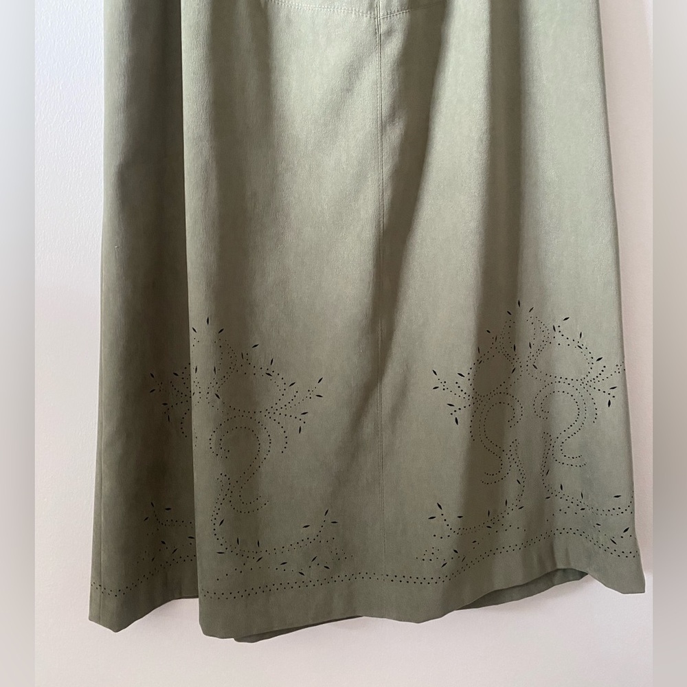 Y2K Talbots Stretch Mid-Rise Suede Floral Perforated Hem Maxi Skirt in Sage - Picture 10 of 10
